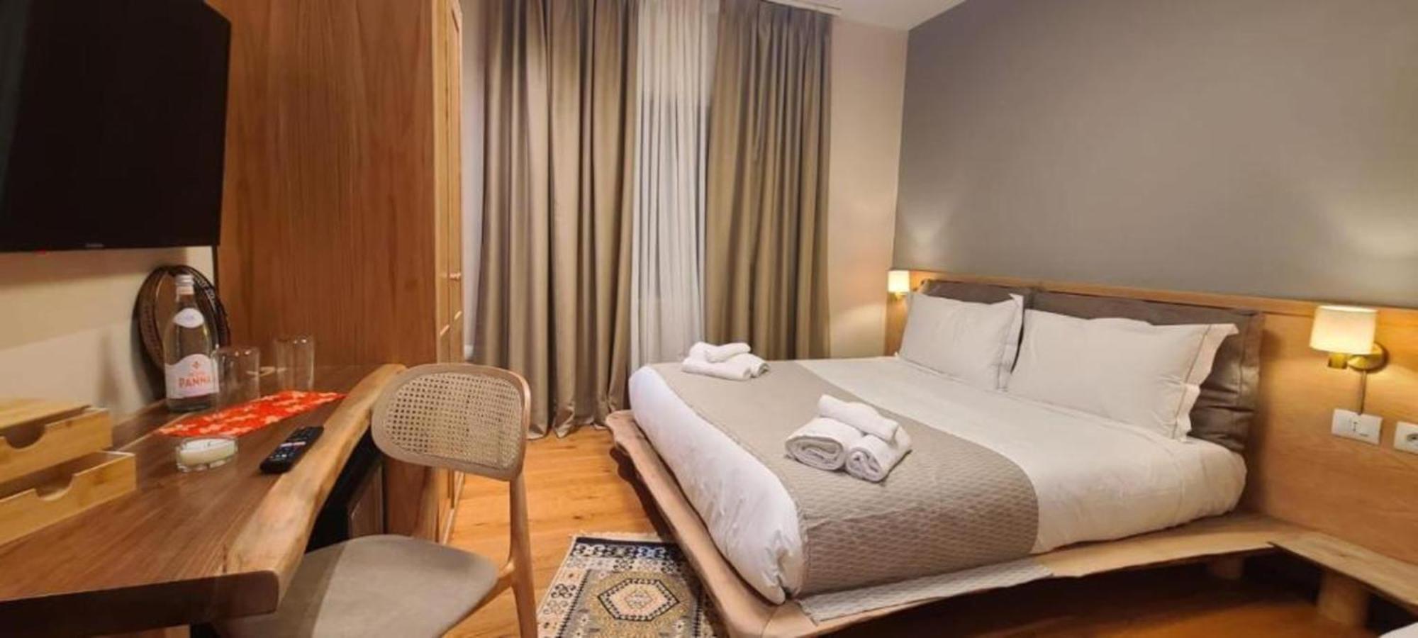 Velar Hotel Boutique Korce Exterior foto